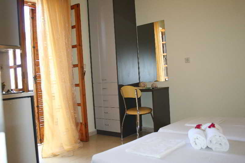 Nikas Rooms & Apartments Stoúpa Zewnętrze zdjęcie