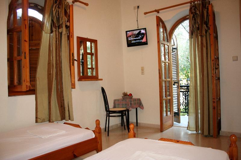 Nikas Rooms & Apartments Stoúpa Zewnętrze zdjęcie